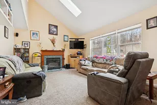 2426 Donna Ln, Pottstown, PA 19464 - Photo 4