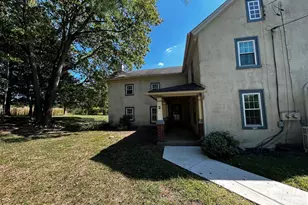 1239 Salford St, Harleysville, PA 19438 - Photo 2