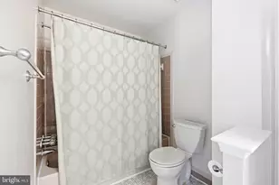 803 Treetop, Norristown, PA 19403 - Photo 18