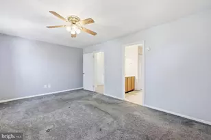 803 Treetop, Norristown, PA 19403 - Photo 16