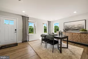 39 E Front St, Bridgeport, PA 19405 - Photo 4