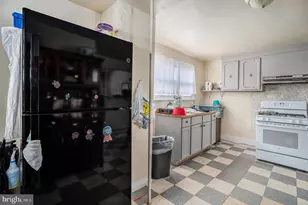 16 W Spruce St, Norristown, PA 19401 - Photo 16