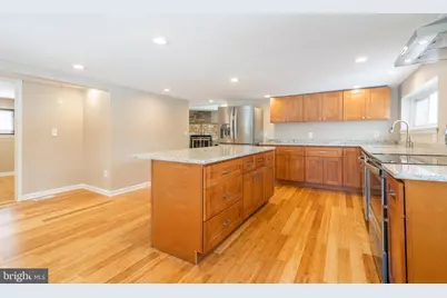 329 Hillcrest Avenue, Conshohocken, PA 19428 - Photo 8