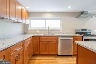 329 Hillcrest Ave, Conshohocken, PA 19428 - Photo 10