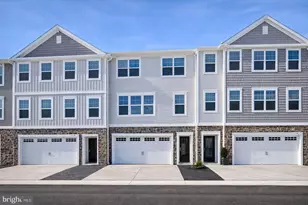 187 Larrabee Wy, Royersford, PA 19468 - Photo 2