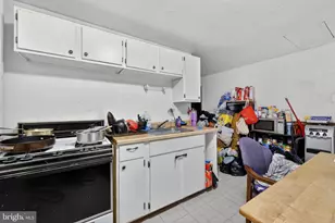 151 W Airy St, Norristown, PA 19401 - Photo 22