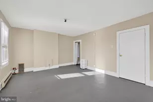 151 W Airy St, Norristown, PA 19401 - Photo 14