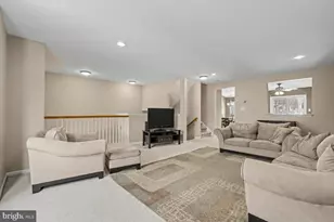 122 Hunt Club Dr, Collegeville, PA 19426 - Photo 6