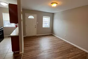 405 E Spruce St, Norristown, PA 19401 - Photo 2