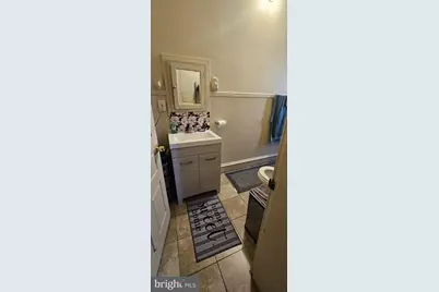 421 W Marshall Street, Norristown, PA 19401 - Photo 4