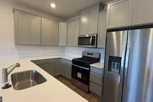 1 Wafer Aly, Bridgeport, PA 19405 - Photo 4