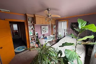 145 Jefferson St, Bridgeport, PA 19405 - Photo 12