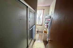 145 Jefferson St, Bridgeport, PA 19405 - Photo 14