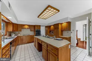 971 Derring Ln, Bryn Mawr, PA 19010 - Photo 16