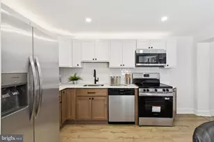 215 Bridge St, Mont Clare, PA 19453 - Photo 32