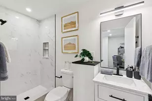 215 Bridge St, Mont Clare, PA 19453 - Photo 16