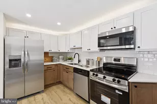 215 Bridge St, Mont Clare, PA 19453 - Photo 30