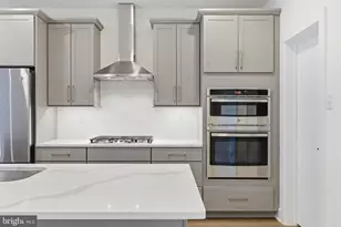 956 Riverplace Dr, Conshohocken, PA 19428 - Photo 8