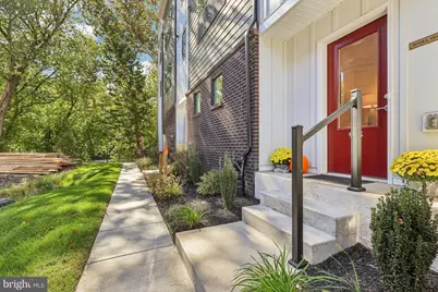 956 Riverplace Drive #56O, Conshohocken, PA 19428 - Photo 2