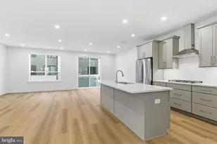 956 Riverplace Dr, Conshohocken, PA 19428 - Photo 4