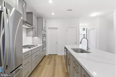 956 Riverplace Drive #56O, Conshohocken, PA 19428 - Photo 10