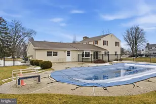 1302 Cherry Ln, Blue Bell, PA 19422 - Photo 30