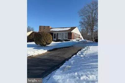 103 Colonial Drive, Norristown, PA 19401 - Photo 2