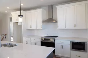 425 #2 Asha Way, Harleysville, PA 19438 - Photo 8