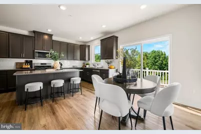 35 E Front Street, Bridgeport, PA 19405 - Photo 4