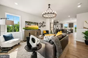 35 E Front St, Bridgeport, PA 19405 - Photo 10