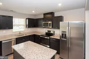 110 Nelson Ln, Pottstown, PA 19464 - Photo 4