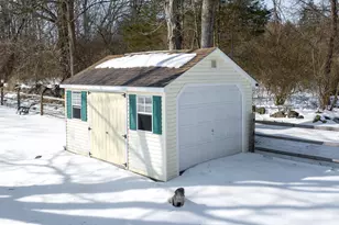 2013 Walters Rd, Green Lane, PA 18054 - Photo 4