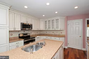 210 Pinecrest Ln, Lansdale, PA 19446 - Photo 14