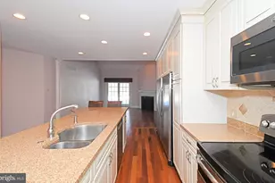 210 Pinecrest Ln, Lansdale, PA 19446 - Photo 18