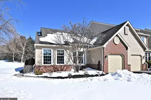 210 Pinecrest Ln, Lansdale, PA 19446 - Photo 2