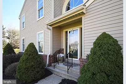 210 Pinecrest Lane, Lansdale, PA 19446 - Photo 4