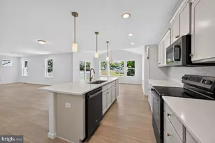 764 Fawn Way, Pennsburg, PA 18073 - Photo 16