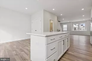 18 Anderson Dr, Bridgeport, PA 19405 - Photo 8