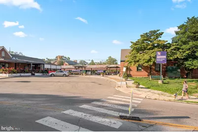 834 W Lancaster Avenue #2F, Bryn Mawr, PA 19010 - Photo 4