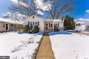 624 Woodland Dr, Pottstown, PA 19464 - Photo 2