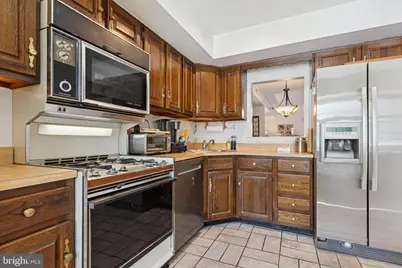 336 Glen Way #336, Elkins Park, PA 19027 - Photo 2