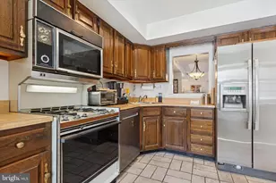 336 Glen Way, Elkins Park, PA 19027 - Photo 2