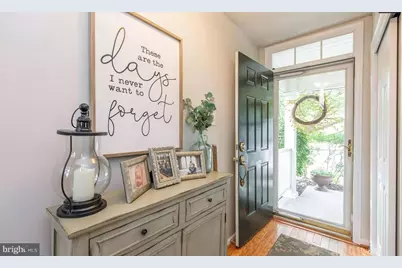 423 Fort Hill Circle, Fort Washington, PA 19034 - Photo 2