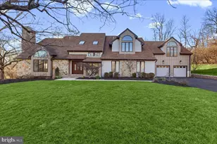 1426 Treetop Ln, Ambler, PA 19002 - Photo 2