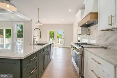 310 W 5th Avenue, Conshohocken, PA 19428 - Photo 4