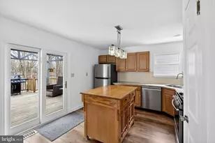 558 Upland St, Pottstown, PA 19464 - Photo 8