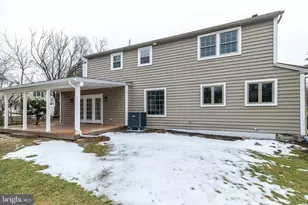 61 S Park Ave, Norristown, PA 19403 - Photo 8