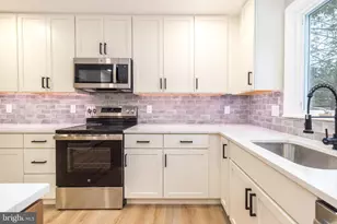 61 S Park Ave, Norristown, PA 19403 - Photo 2