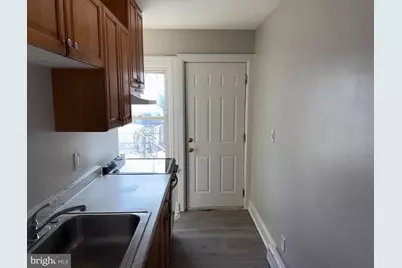 706 Chain Street #3, Norristown, PA 19401 - Photo 8