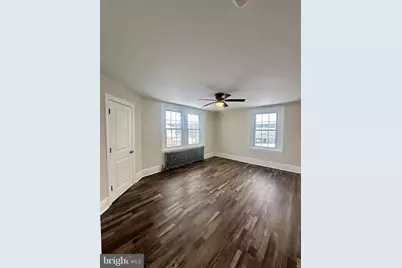 125 E 4th Avenue #2, Conshohocken, PA 19428 - Photo 8
